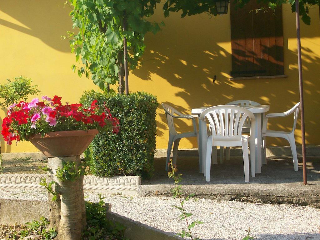 Casale Il Colle Deruta Villa Eksteriør billede